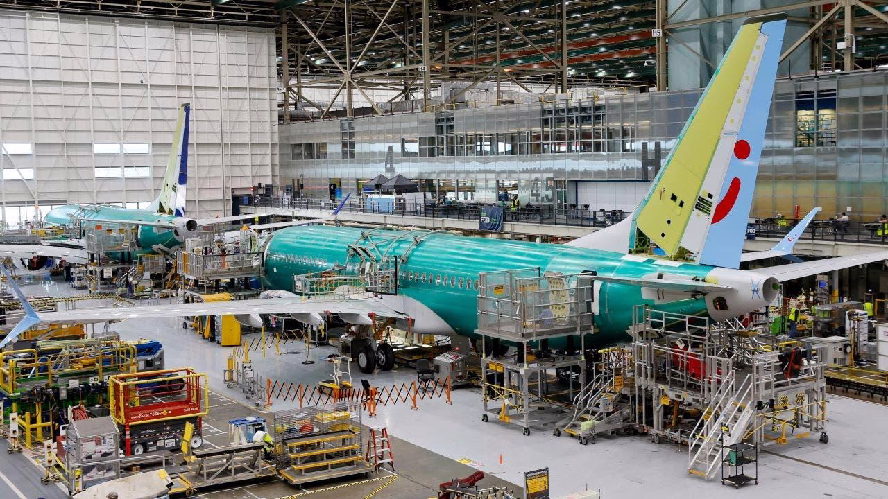 Airlines Confront Rising Labor Costs Amid Growing Use of AI