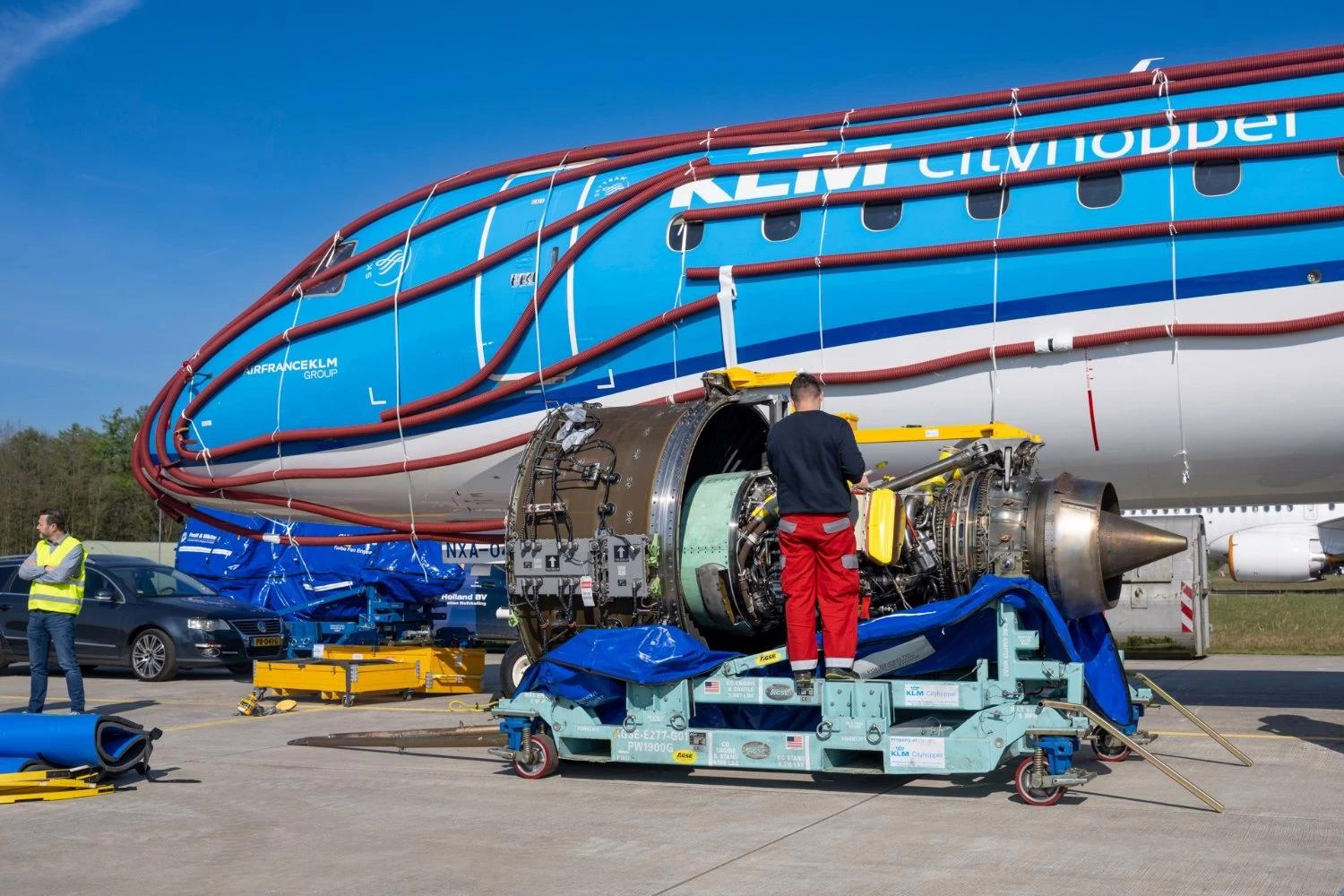 KLM Resumes Service of E195-E2 Jets Following Engine Shortages