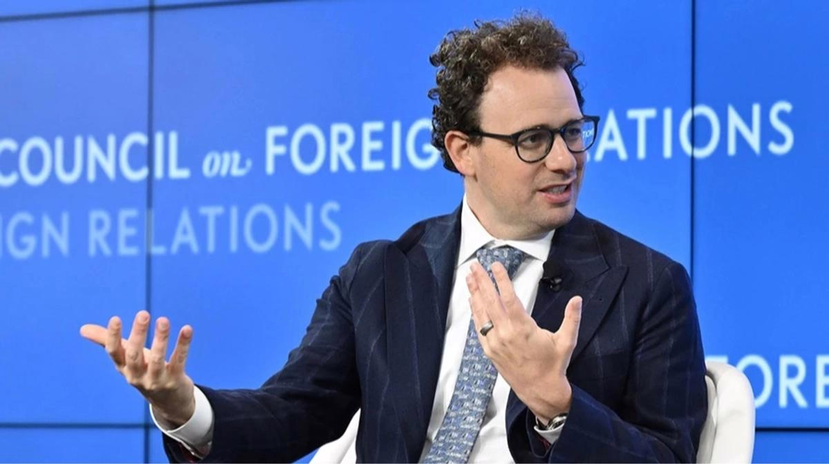 Dario Amodei Urges AI Regulation Inspired by Aviation and Pharmaceuticals