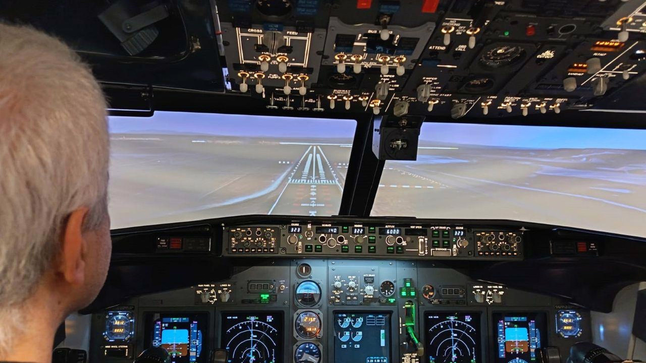 New Software Brings Native Runway Lighting to Simulators