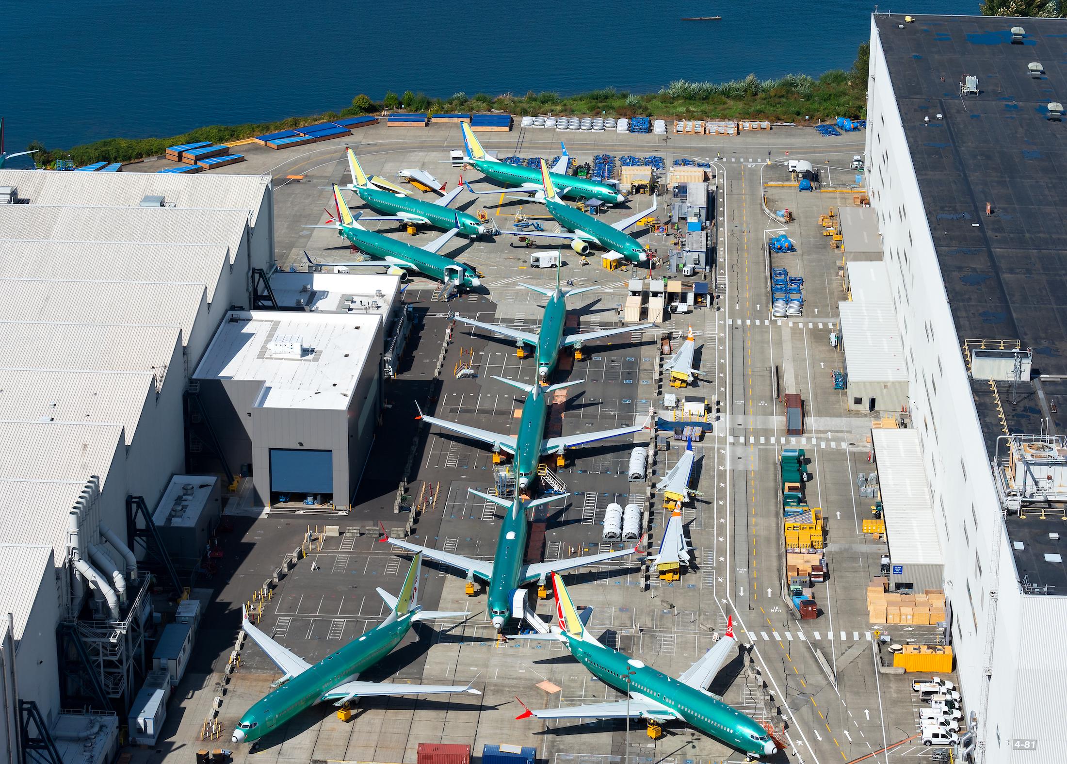 Sun Country Retires Jet and Delays 737-900 Service