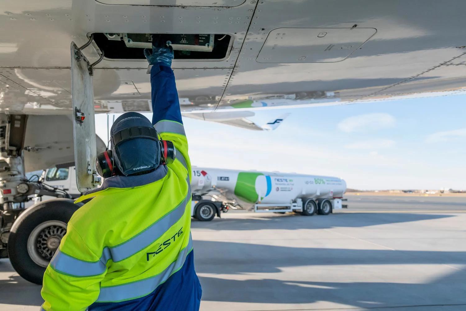 Neste Expands Sustainable Aviation Fuel Supply to Ontario International Airport in Partnership with Amazon Air