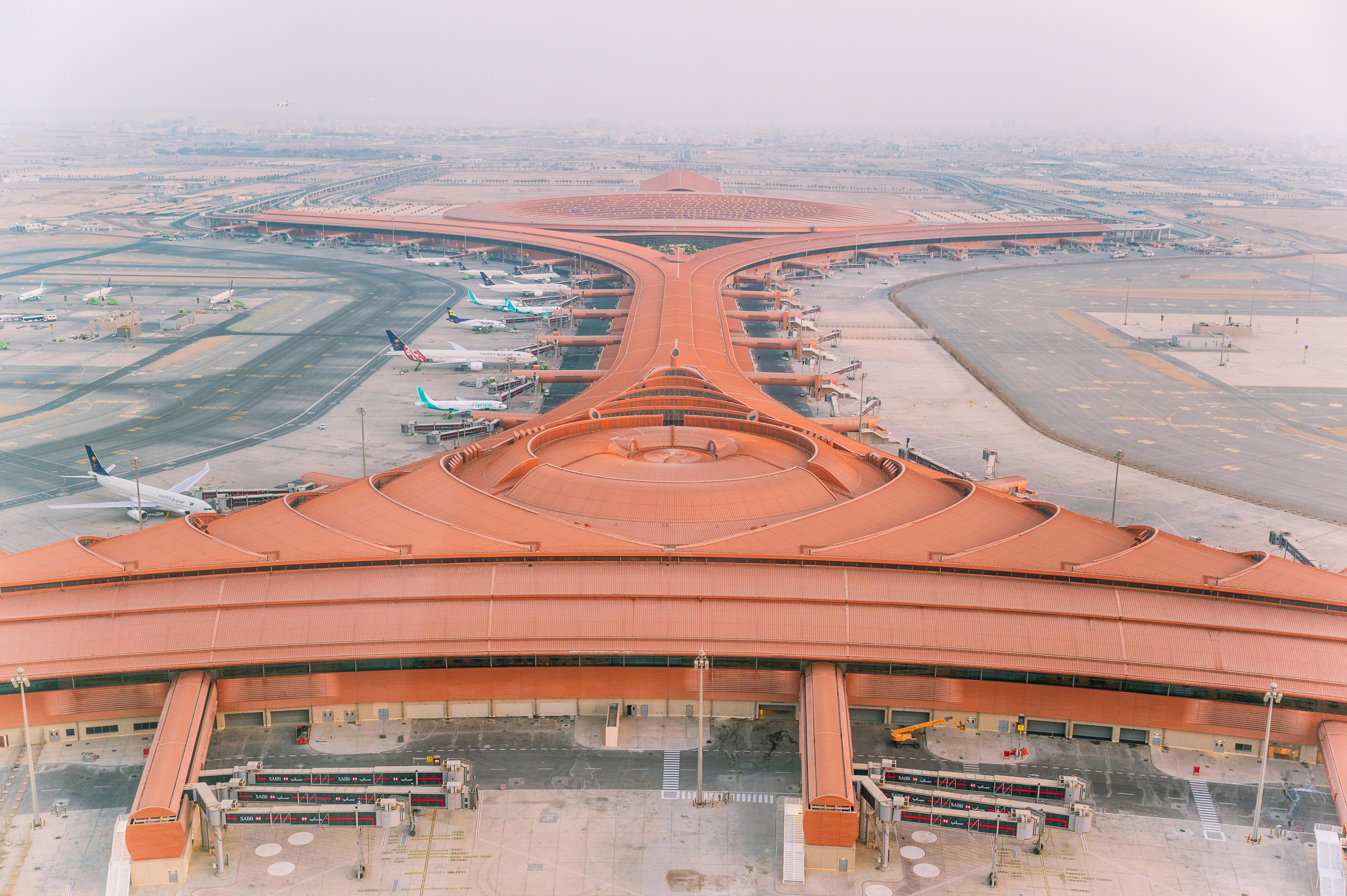 AI and Digital Twins Enhance Airport Operations Amid Global Challenges