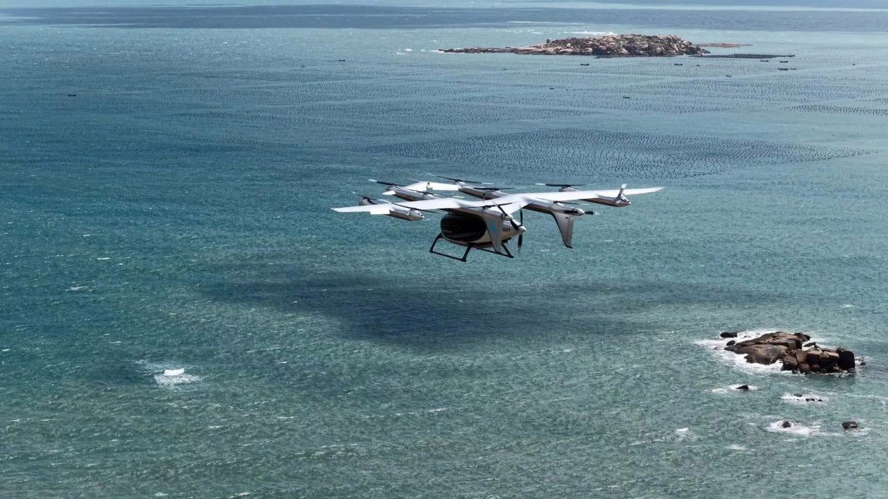 AutoFlight Unveils First eVTOL Air Taxi Water Landing Platform