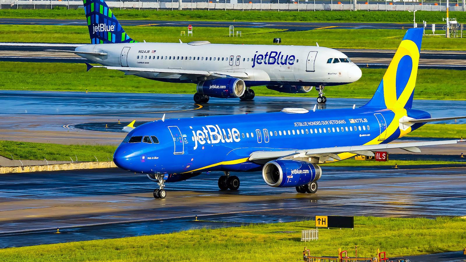 JetBlue Flight Attendants Call in Sick Amid New Software Glitch