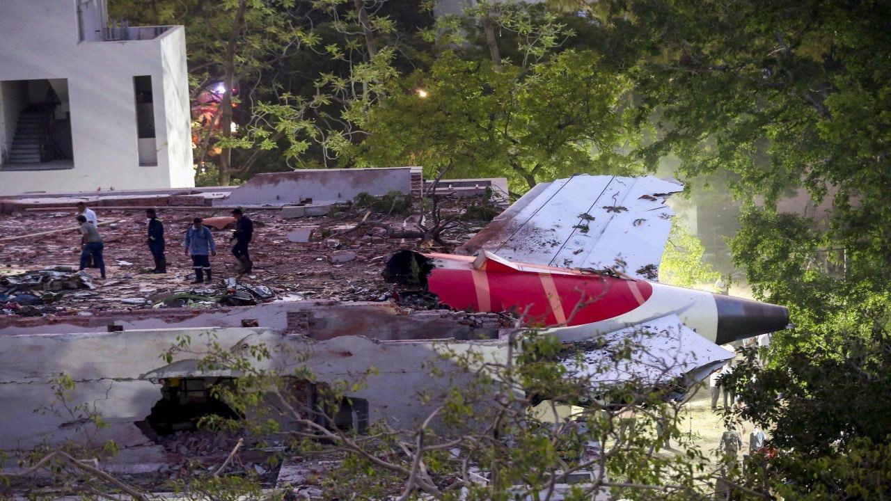 Air India Flight AI-171 Investigation Focuses on Tail Section for Electrical Malfunction Clues