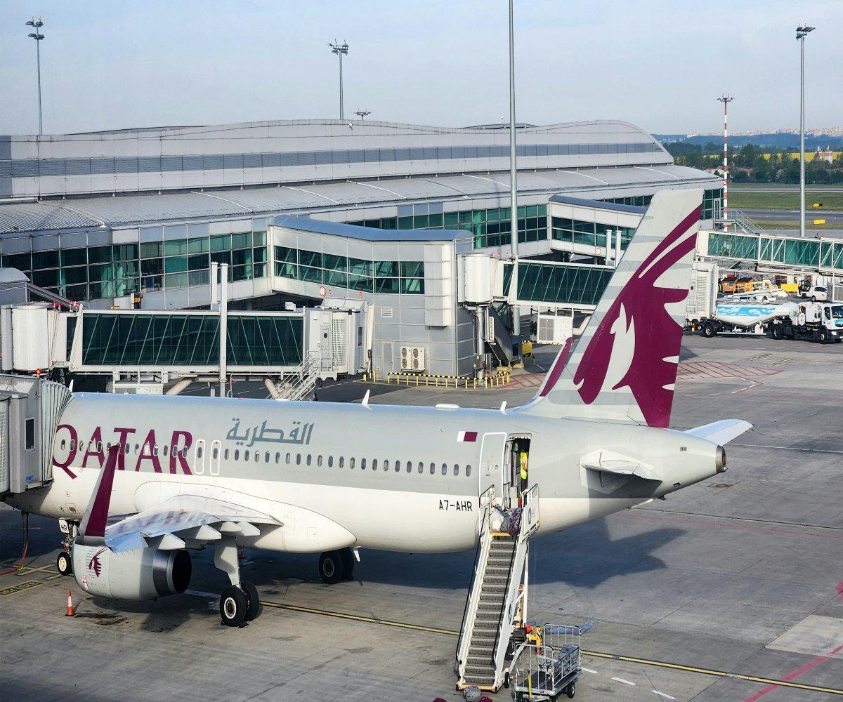 Boeing Shares Climb After Qatar Airways Places $96 Billion Aircraft Order