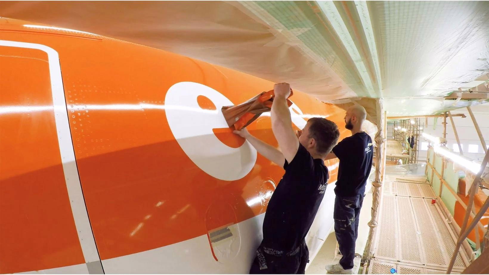 MAAS Aviation and easyJet Renew Aircraft Painting Contract