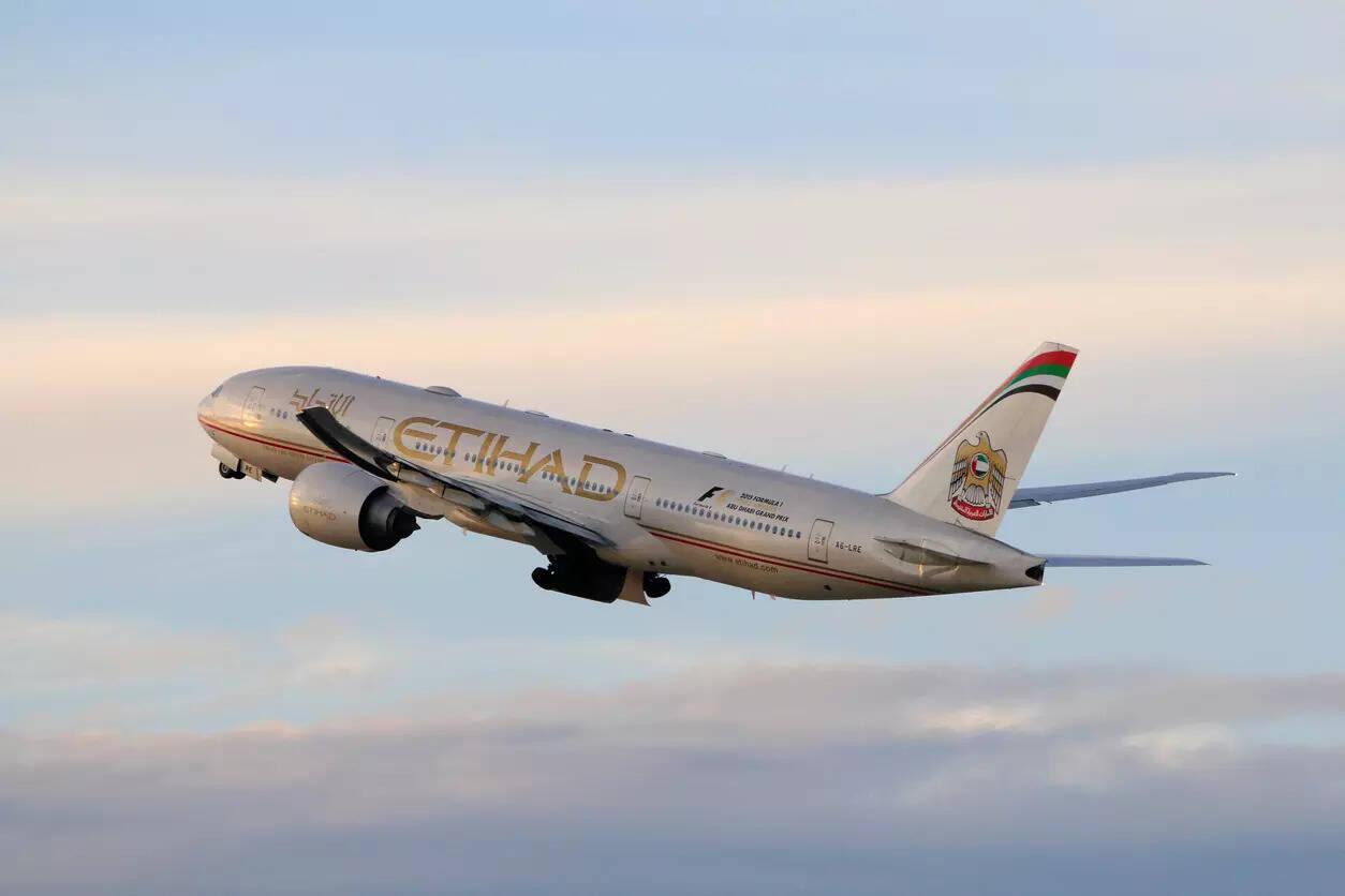 Etihad Airways Orders 28 Long-Haul Aircraft from Boeing