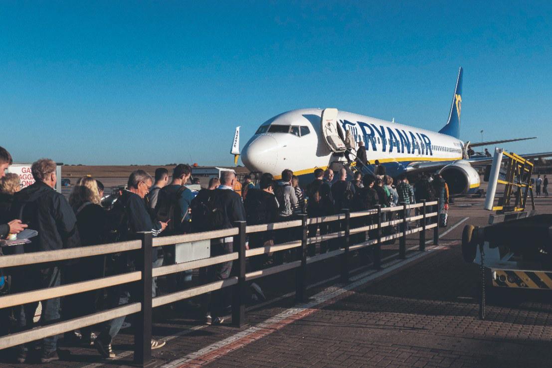 Ryanair Profit Declines Amid Boeing Delivery Delays