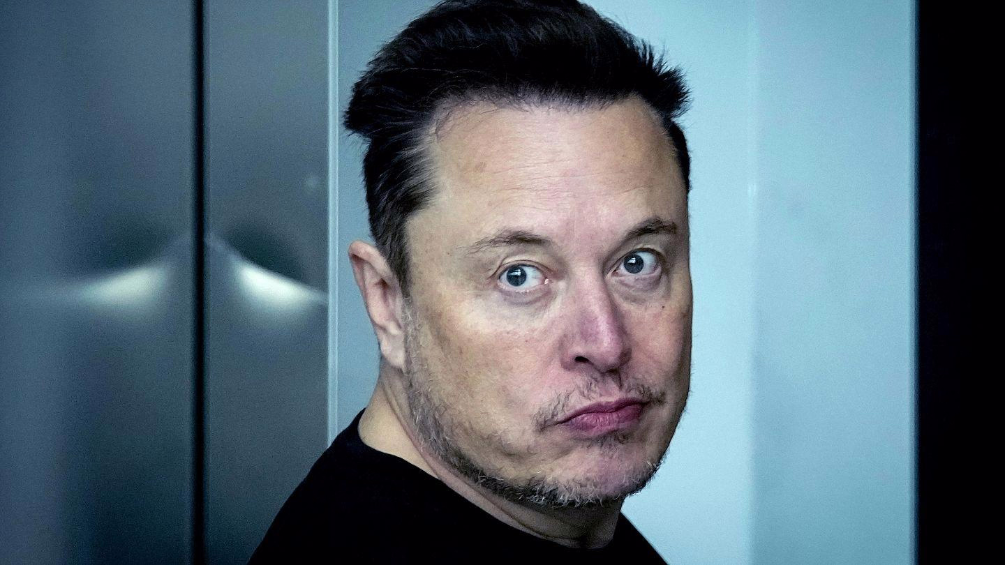 Elon Musk Suggests Node.js Creator for Airline Role Amid Ryanair Dispute and AI Coding Debate