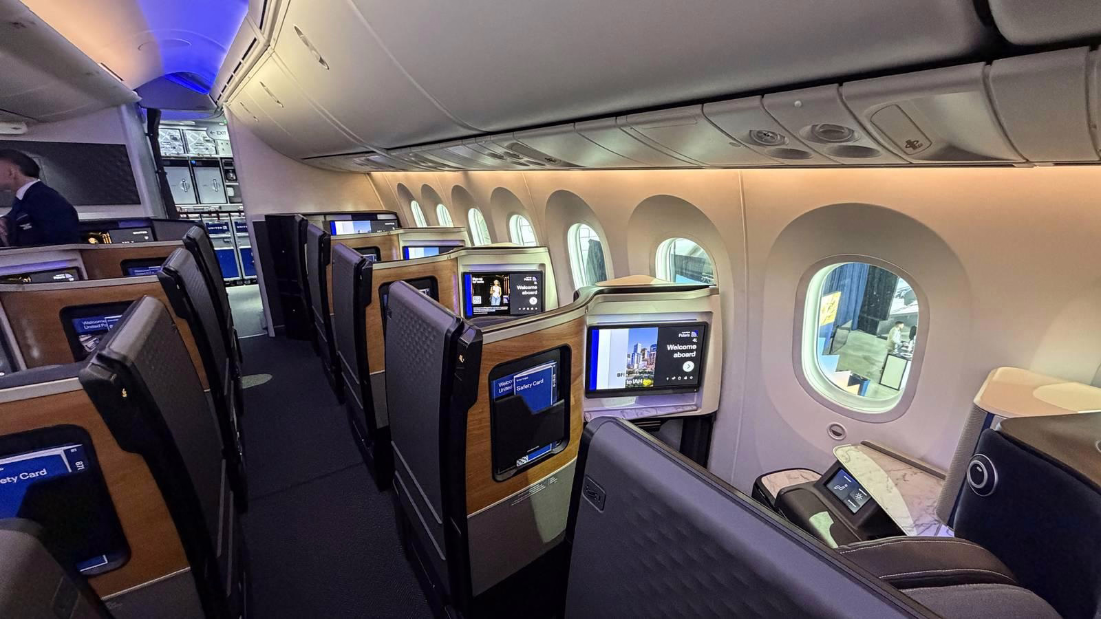 Operating Costs of a Boeing 787-9 Dreamliner Per Hour in 2026