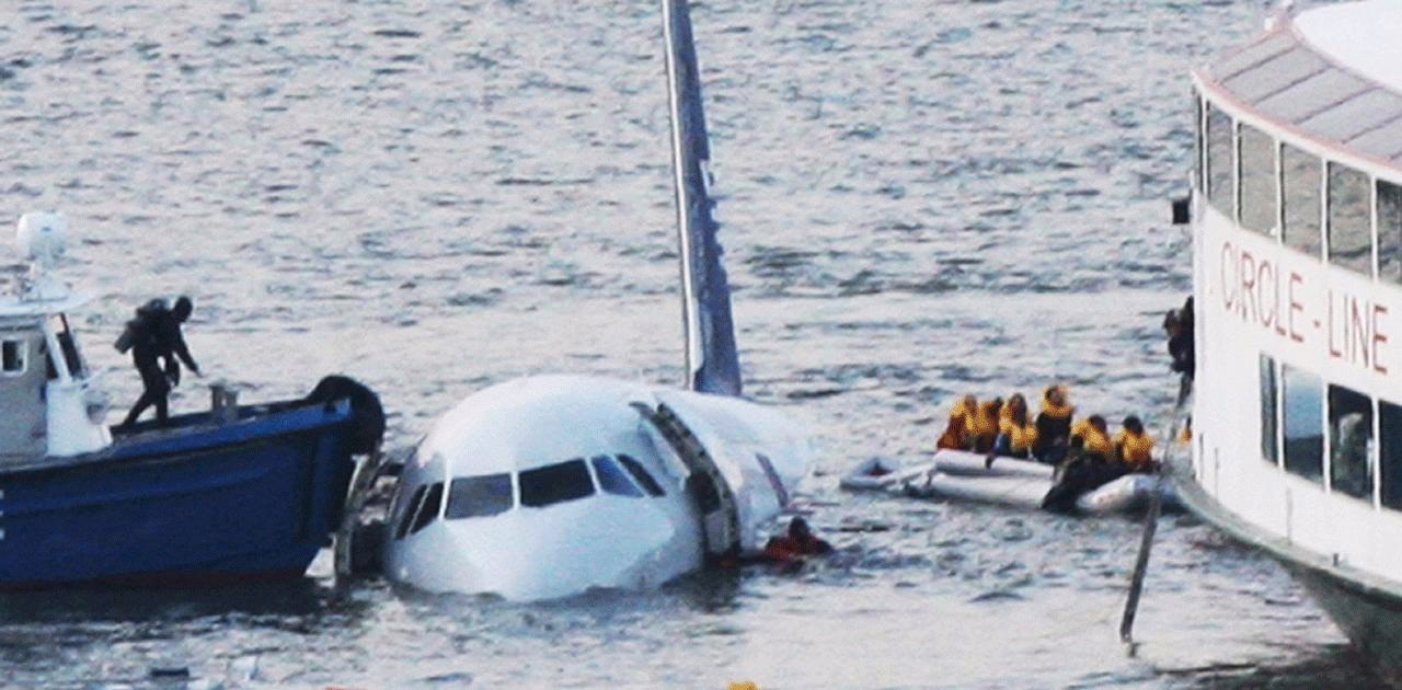 'Miracle on the Hudson' Survivor Advocates for Increased American Airlines Staffing