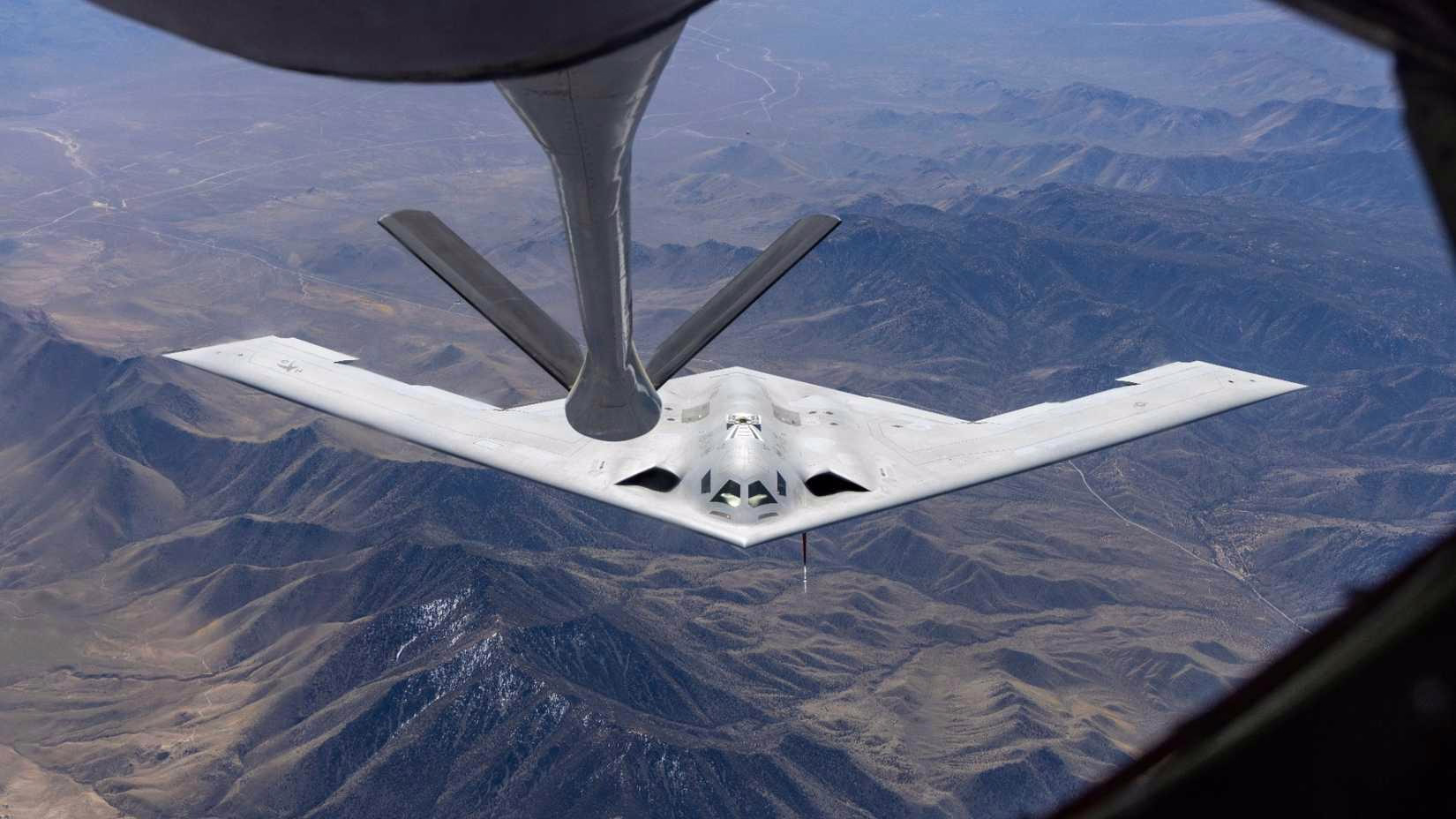 How the B-2 Spirit’s Engine Design Reduces Its Heat Signature