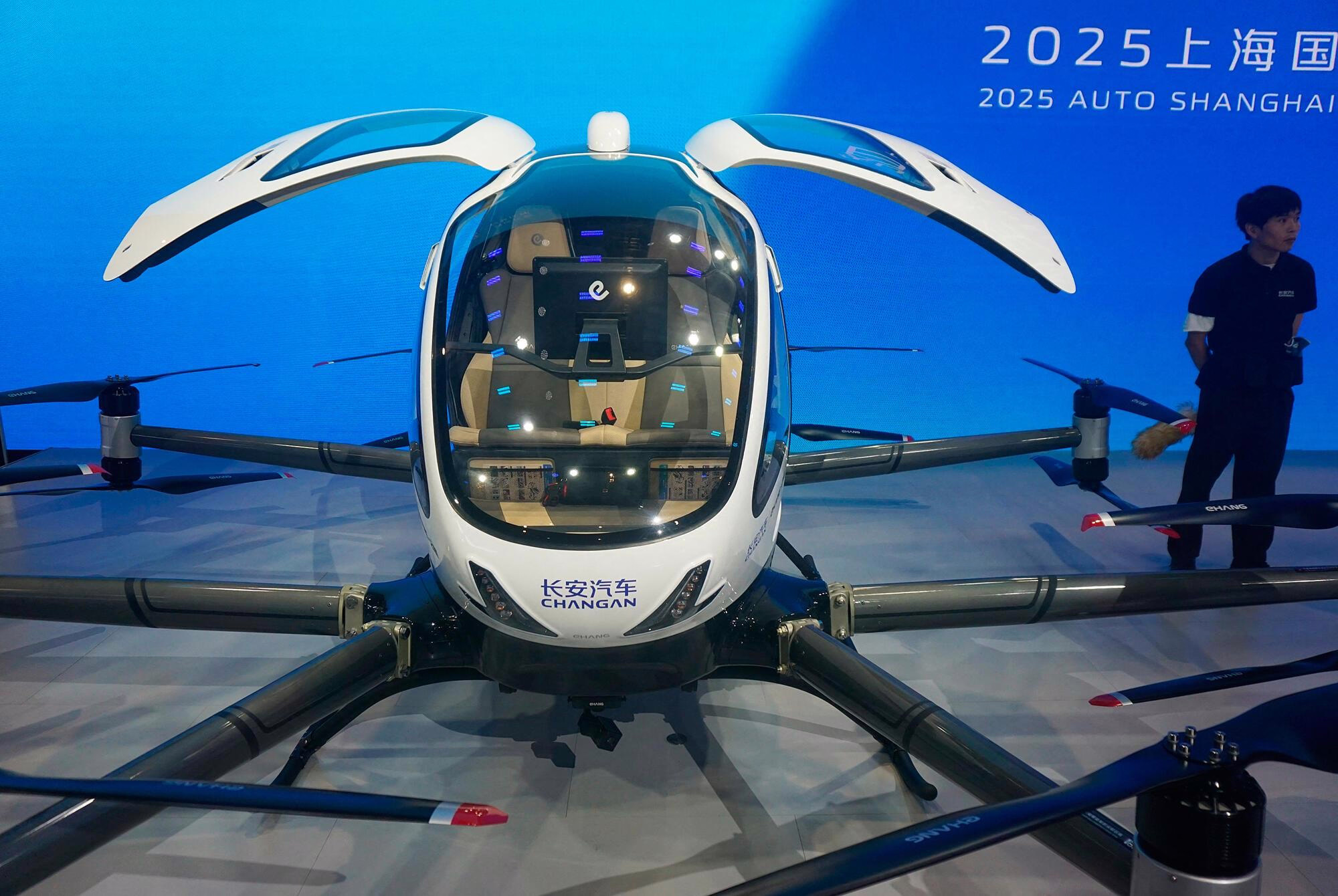 Chinese Company Unveils Autonomous Flying Taxi with 100-Mile Range