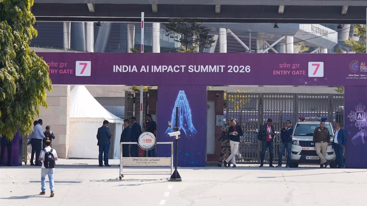 Delhi Airport Advises Metro Use Ahead of India AI Summit Traffic Disruptions