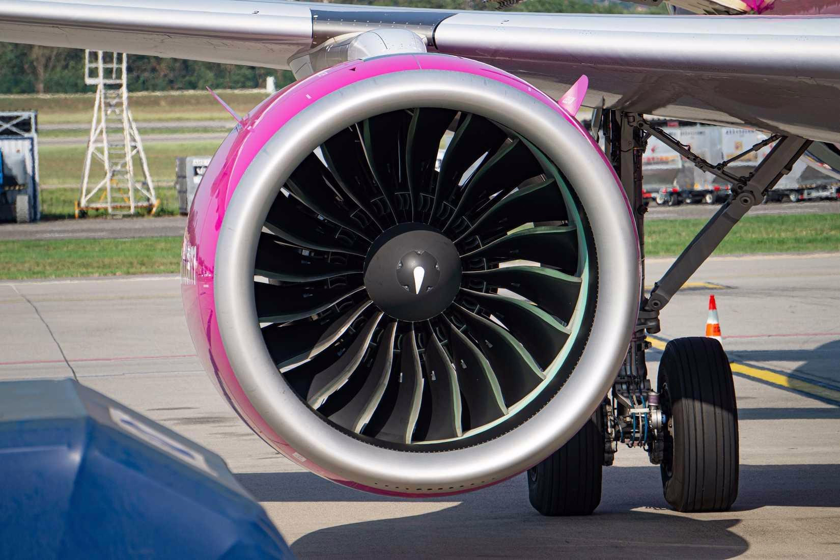 SMBC Aviation Capital Orders CFM LEAP-1A Engines for 35 Airbus A320neo Jets