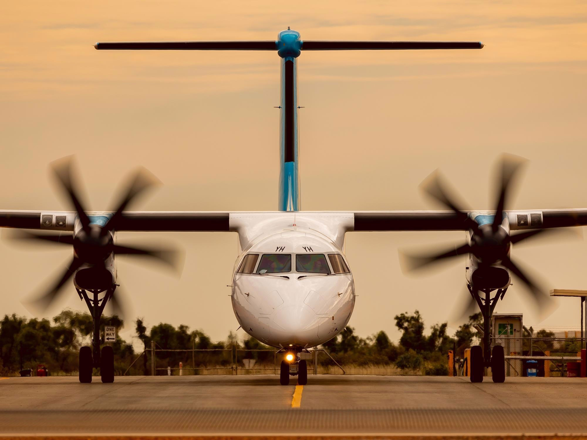 NJE Adds Dash 8 Q400 Aircraft to Fleet