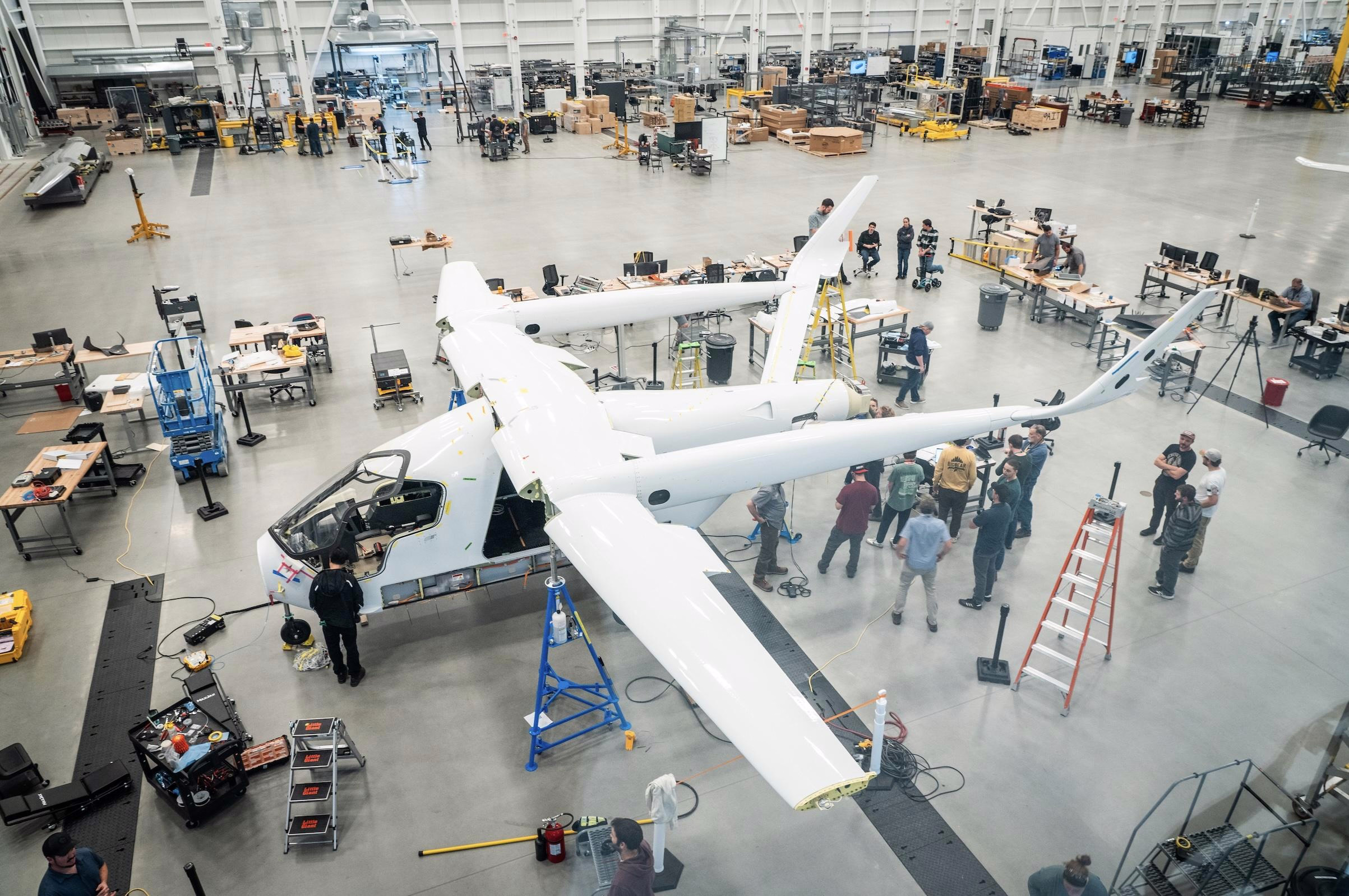 Pardoned Nikola Founder Seeks $1 Billion for AI-Powered Autonomous Jets